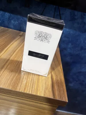 اسم العطر انا الابيض