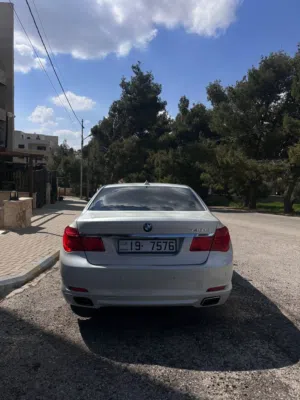 بحاله ممتازه وجميع المواصفاتBmw 740il