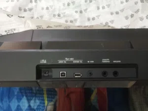 Yamaha PSR E463