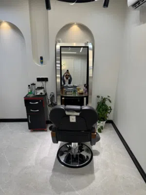 غراض صالون حلاقه كامل للبيع