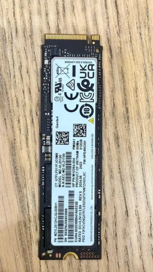 Samsung 512GB NVMe M.2 SSD (PCIe Gen 4x4) – Like New !! in Premium Condition