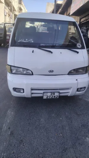 باص h100 موديل 2003 لمتد