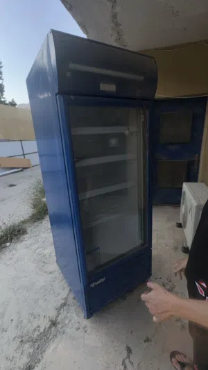 ثلاجة ببسي 300 لتر للبيع