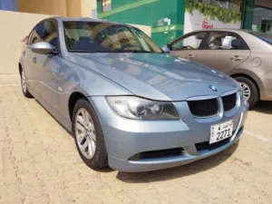 BMW 320i 2007 model