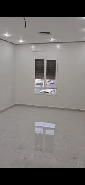 1111 m2 5 Bedrooms Townhouse for Rent in Al Jahra Matla'