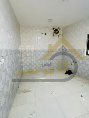 125 m2 2 Bedrooms Apartments for Rent in Basra Khadra'a