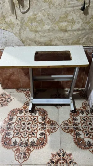 ميز مكينه