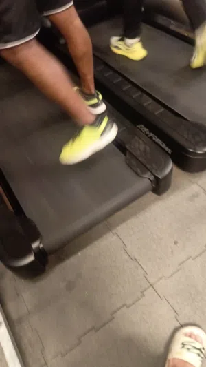 Gym service  maintenance Fujairah تصليح الاجهزة الرياضية تصليح جهاز السير الرياضي