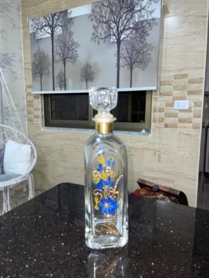 زجاجة عطر انتيكا للبيع