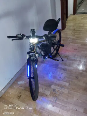 دراجة هوائية مقاس 26 عليها اضافات