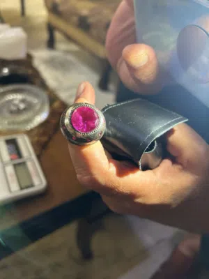 خاتم ياقوت للبيع مع امكانية البدل