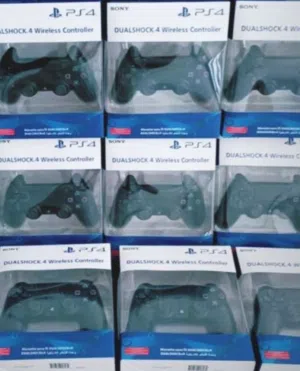 اجهزت تحكم PS4