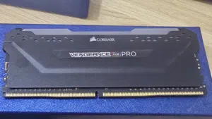 قطعتين رام حجم 8GB DDR4