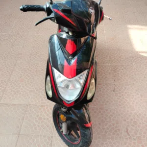 moteur-rymco-safari-2019-premi-re-main-casque-offert