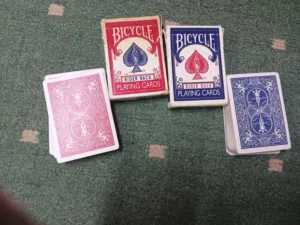 اوراق لعب شدة