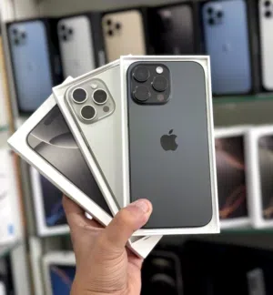 Apple iPhone 16 Pro Max 256 GB in Muscat