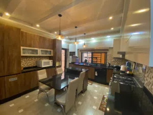 250 m2 5 Bedrooms Apartments for Sale in Amman Sports City