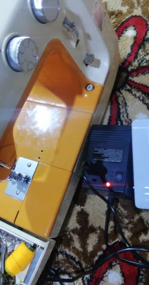 مكينه نظيفه تطريز وخياطه