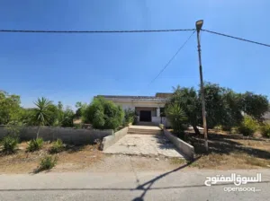 220 m2 3 Bedrooms Townhouse for Sale in Irbid Fo'ara