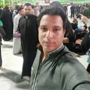 حسين عاشور 