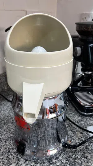 محل عصير للبيع كامل أو المعدات فقط