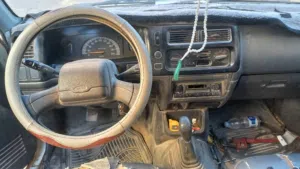 سياره متشي ملتزمة موديل 2004 سياره زي  متشوف قدامك مشاءالله و تعاله قلب و شوف