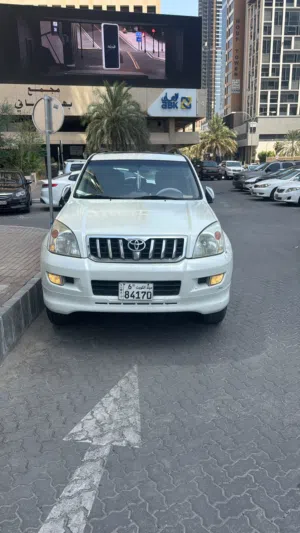 تويوتا برادو VX موديل مستعمل بمواصفات خليجية ودهان جديد 7 مقاعد