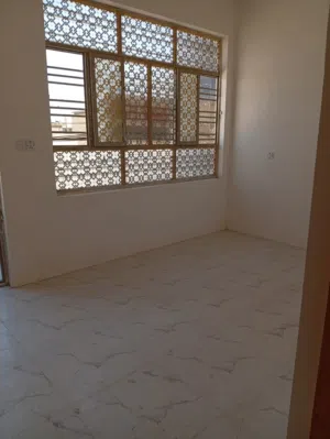 بيت للبيع.