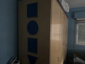 خزانه خشب اربع ضرف بحاله الوكاله