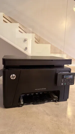 طابعة hp colo laser jet pro mfp m176n