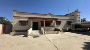 300 m2 More than 6 bedrooms Townhouse for Sale in Tripoli Al-Bivio