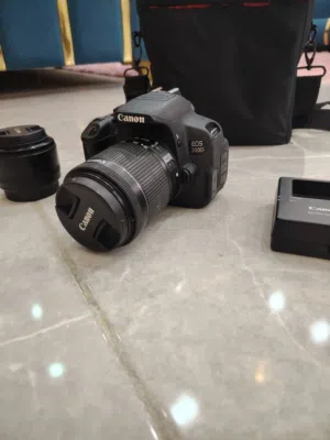 كاميرا كانون 700d للبيع