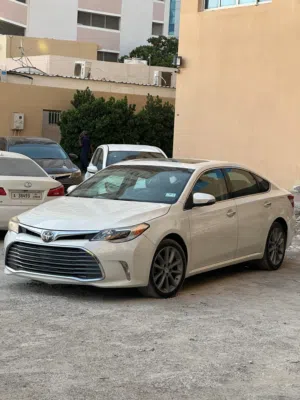 Used Toyota Avalon in Ajman