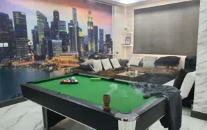 طاولة بريالدو نظيفه