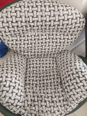 armchair which spins for 20 bhd