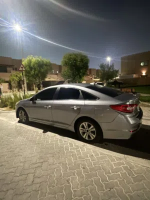 Used Hyundai Sonata in Abu Dhabi