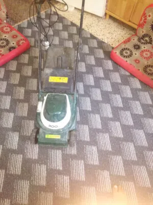 ماكينة قص نجيل الحدائق للبيع