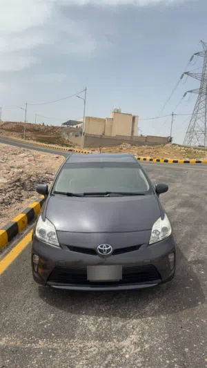 Used Toyota Prius in Amman