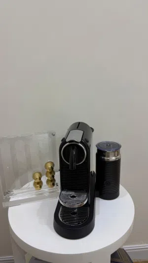 ماكينة قهوة Nespresso للبيع