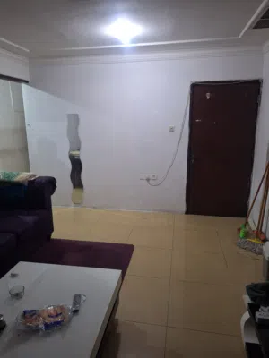 ....مشاركه سكن في سالميه شقه غرفتين وصاله وحمام ومطبخ