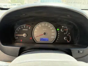 هيونداي النترا اللون ذهبي موديل 2009 ماشيه 258000 فيها بيمه سنه