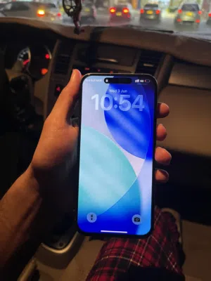 iPhone 15 Pro Max الجهاز بحالة جيدة ويعمل بكفاءة *للبيع او البدل بما يناسب