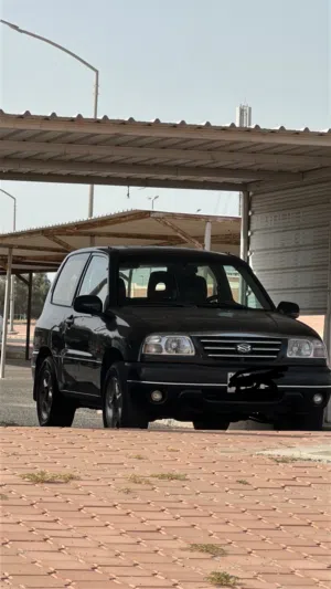 مطلوب سيارة سوزكي تكون باب واحد مثل الي بصورة