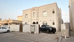 شقة الطابق الأول 240ریال