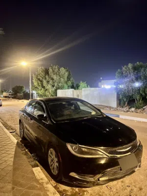 كرايسلر سي 200 2015