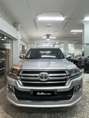 Toyota Land Cruiser GXR Grand Touring -2020