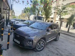 هونداي سنتافي 2020 يد اولى بالورق بحاله الشركه بسعر محرقه 87000 ألف نقدا البدل وارد