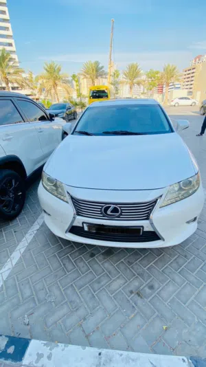 Lexus ES350 2013 Model  Full Option  American Specs Neat & Clean Car
