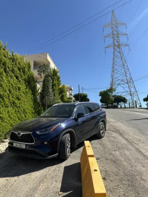 Used Toyota Highlander in Amman