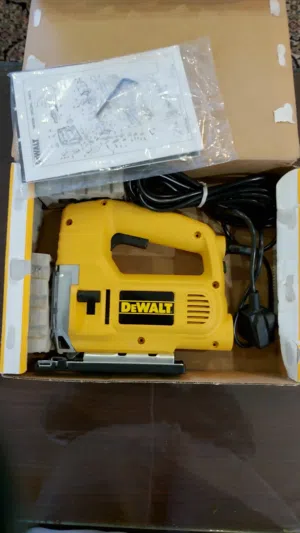 منشار كهربائ خراقه نوع ديوالت اصليه  جديد للبيع اصلى صناعه انجليزيه سرعات